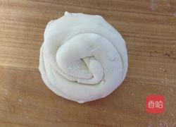 葱花油饼的做法图解12