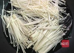 凉拌豆腐金针菇的做法图解2