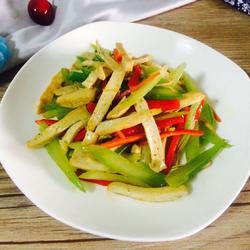 香辣芹菜豆干丝的做法[图]