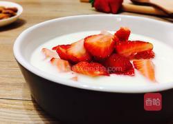 巴旦木草莓酸奶杯的做法图解5