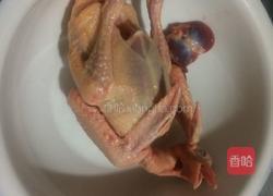 海底椰莲子杏仁鸽子汤的做法图解1