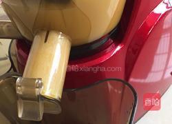 鲜榨桃汁的做法图解4