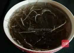 咸鱼肉末粉丝煲的做法图解1