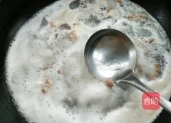 大骨头炖土豆的做法图解2