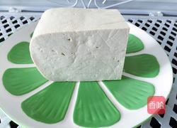 一清二白---椒盐烤豆腐的做法图解1