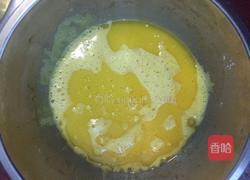 8寸戚风蛋糕!的做法图解5