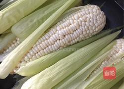 鲜榨玉米汁的做法图解2