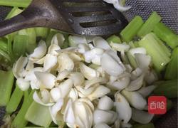 西芹炒百合的做法图解8