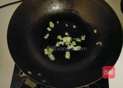 丝瓜炒荷兰豆的做法图解3