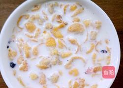 牛奶谷粒玉米片的做法图解8