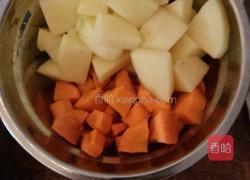 土豆咖喱鸡盖饭的做法图解1