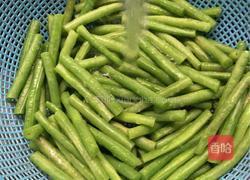 蒜香豆角的做法图解4