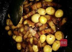 红烧肉炖土豆的做法图解9