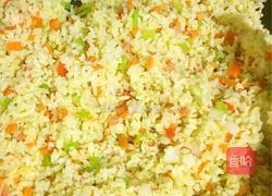 炒米饭的做法图解9