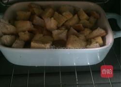 吐司面蛋奶烤布丁的做法图解9