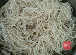 蒸面条的做法图解1