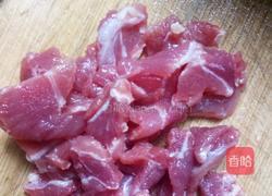 香菇青椒小炒肉的做法图解3