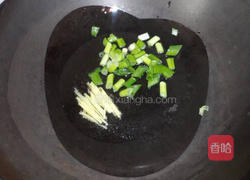 青椒炒韭菜的做法图解3