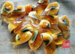 凉拌变蛋的做法图解2