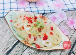 剁椒藕片的做法图解1