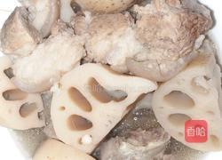 莲藕猪脚汤的做法图解4