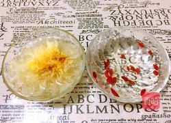 桃胶红枣银耳羹的做法图解3