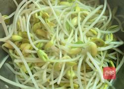 豆芽炒肉的做法图解4