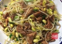 豆芽炒肉的做法图解7