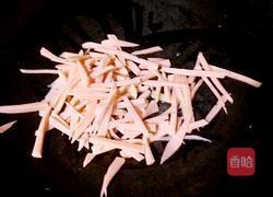 土豆炒火腿的做法图解4