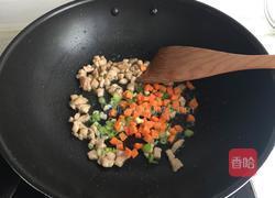 豌豆炒肉丁的做法图解4
