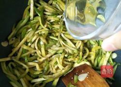 双椒炒青茄的做法图解6