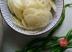 肉末藕片的做法图解1