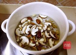 瘦肉蔬菜汤的做法图解2