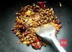 香辣紫苏田螺的做法图解9