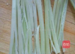 美味的菠菜皮芹菜饺子的做法图解15