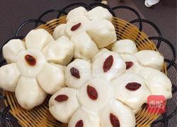 奶香花馒头的做法图解1