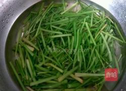 芹香素鸡的做法图解3