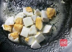 咸鸭蛋炒肉的做法图解4