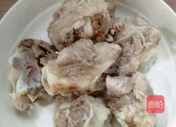 莲藕大骨汤的做法图解4