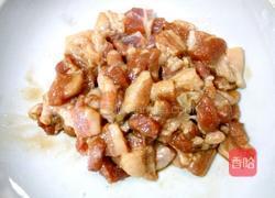 五花肉蒸榨菜的做法图解1