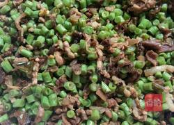 烂肉豇豆包子的做法图解3