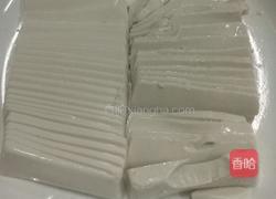 皮蛋豆腐的做法图解2