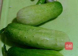 凉拌黄瓜的做法图解1