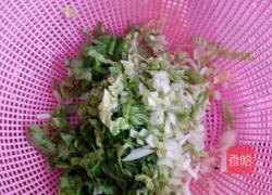 小白菜肉丝面的做法图解2