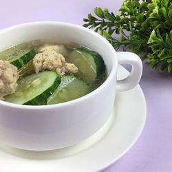 鸡丸黄瓜汤的做法[图]