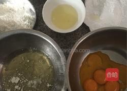 红丝绒蛋糕的做法图解2