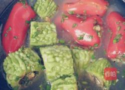 苦瓜辣椒酿的做法图解5