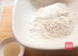 小狗馒头的做法图解1