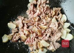 木耳炒肉的做法图解6