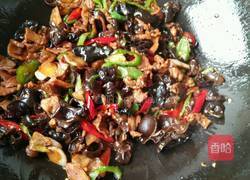 木耳炒肉的做法图解9